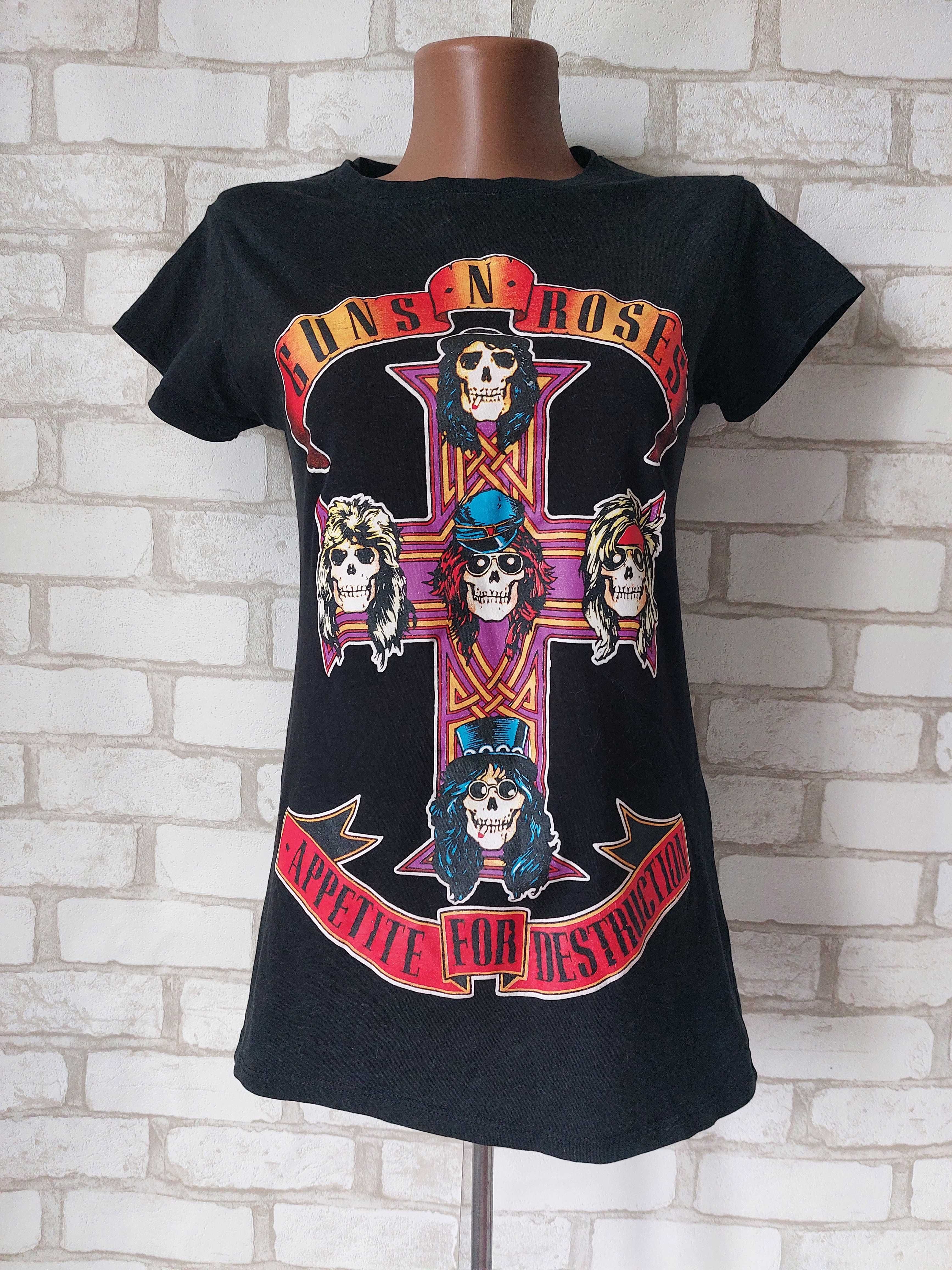 Футболка черная с черепами на кресте Guns n'roses