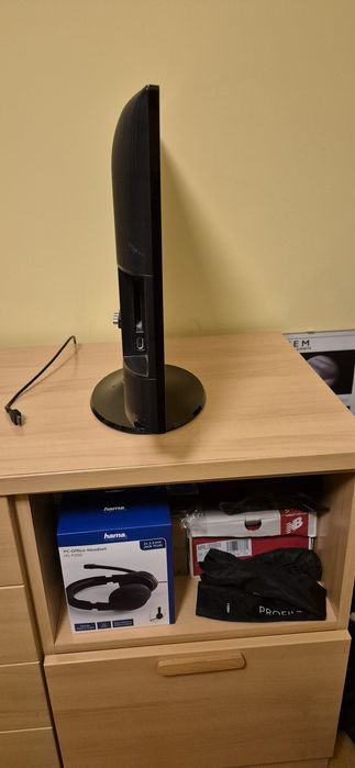 TV LED Samsung 24" - T24C300