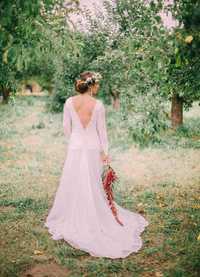Свадебное платье для фотосессии о шлейфом кружевное