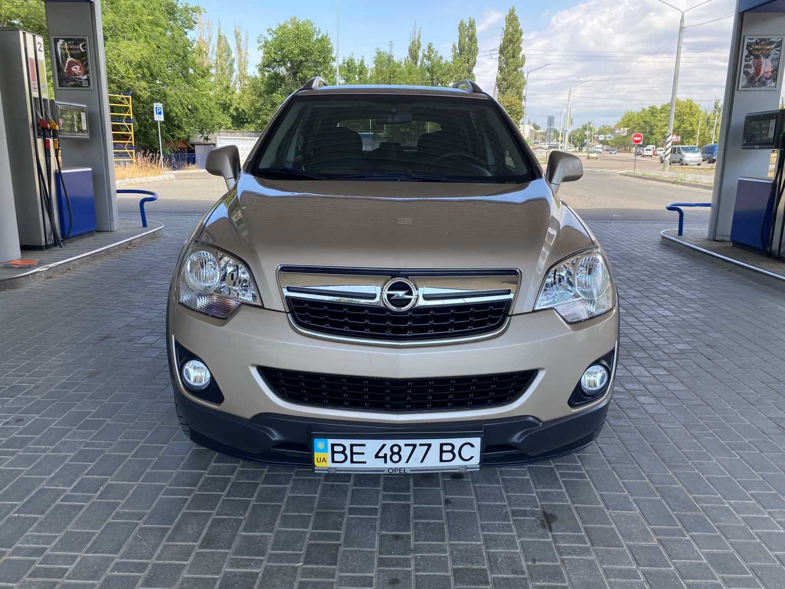 Opel Antara 2012 року 2.4/бензин