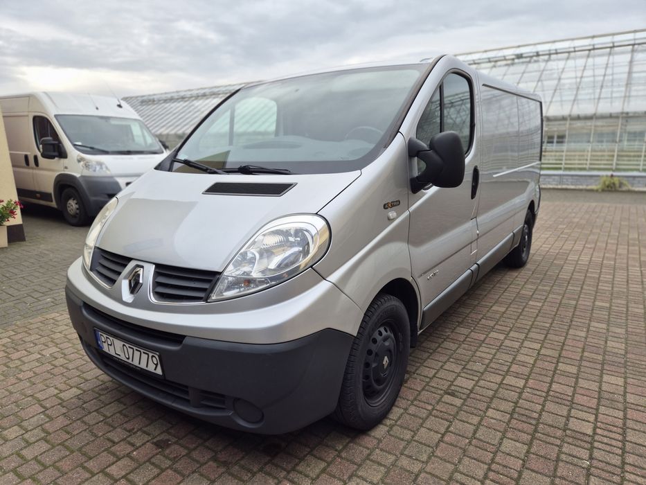 Renault trafic L2H1 2.0 115KM
