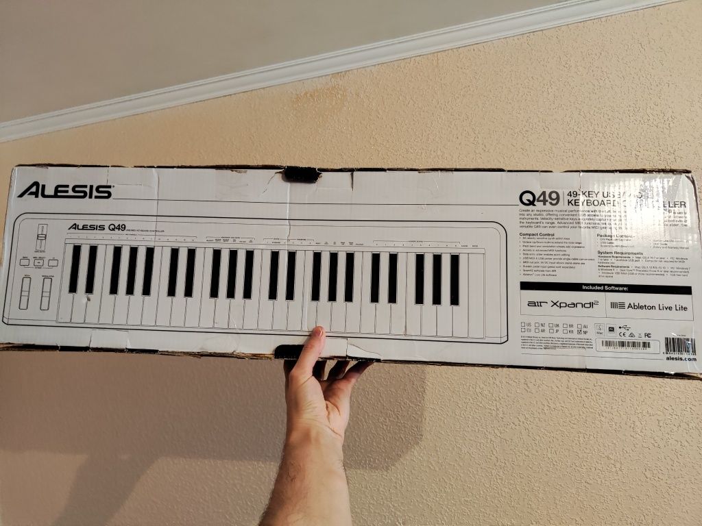Міді клавіатура Alesis Q49