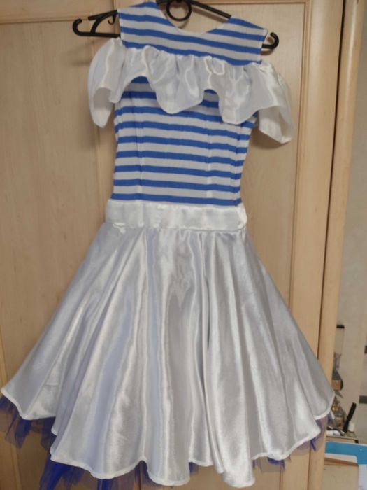 Карнавальний костюм для виступів  морячки!