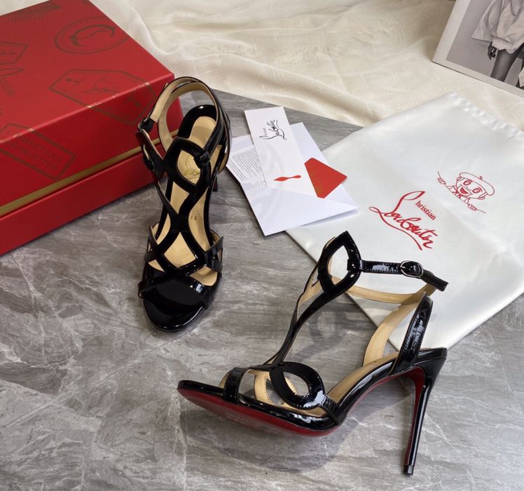 Christian Louboutin sandaly