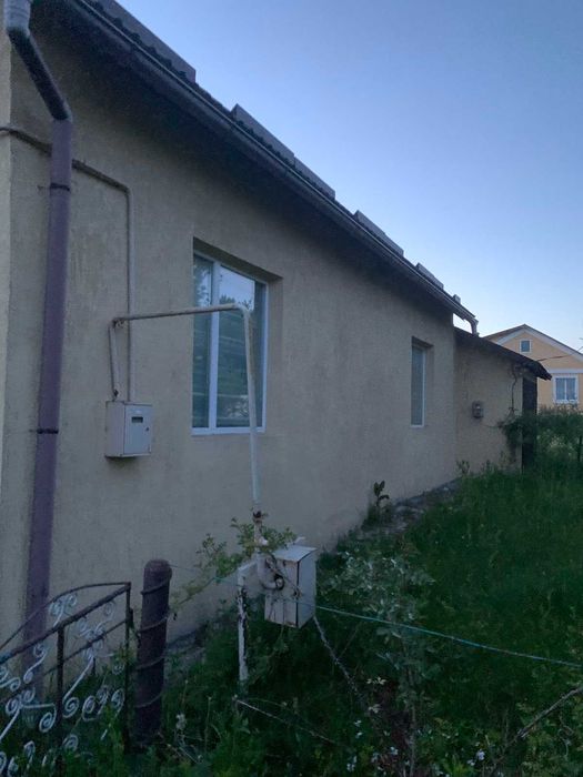 Продам будинок в с Скірче 35 км від Луцька