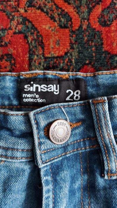 Jeansy młodzieżowe  sinsay roz 28