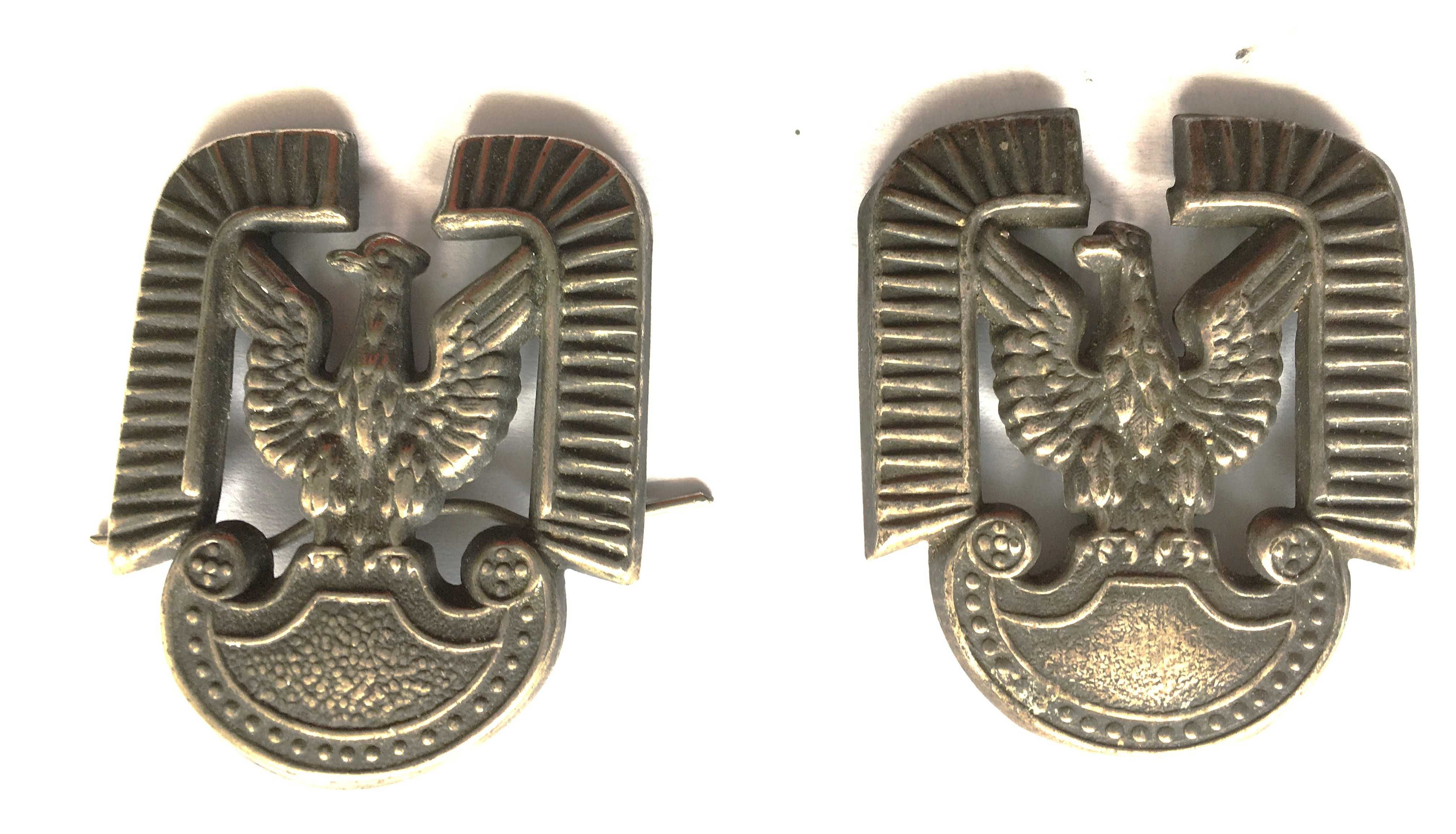 2 x Orzelki wojskowe z czasow PRL-u
