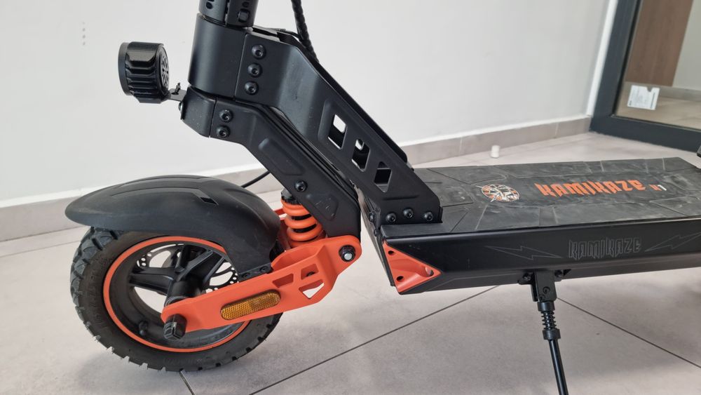 Kamikaze K1 - Elektryczna Hulajnoga 1000W, 60 km zasięgu przy 20 km/h