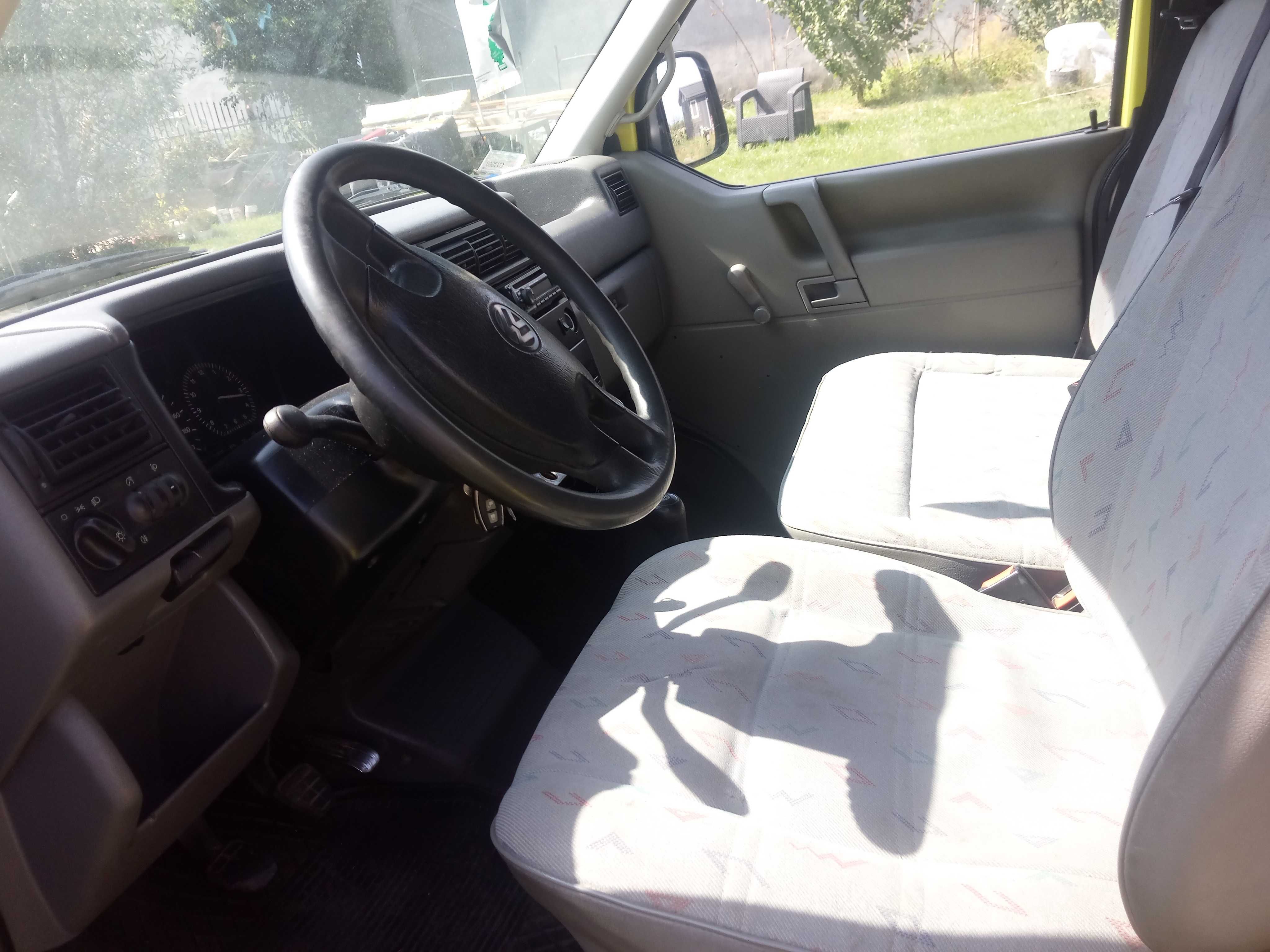 VW Transporter T4 blaszak 1.9