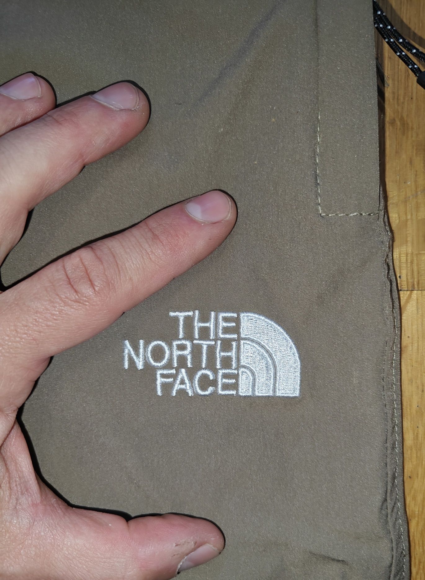 Męskie świetne spodnie The North Face rozmiar M stan bardzo dobry+