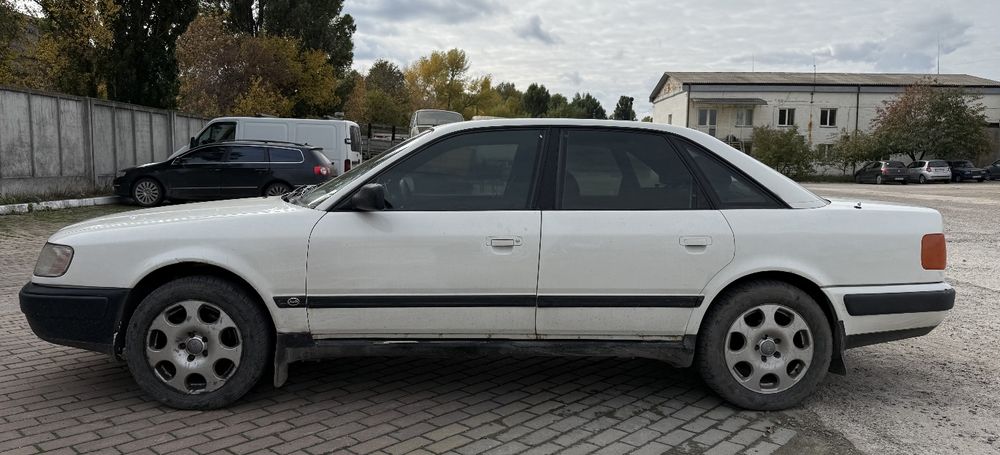 Ауді 100 с4 1993Р