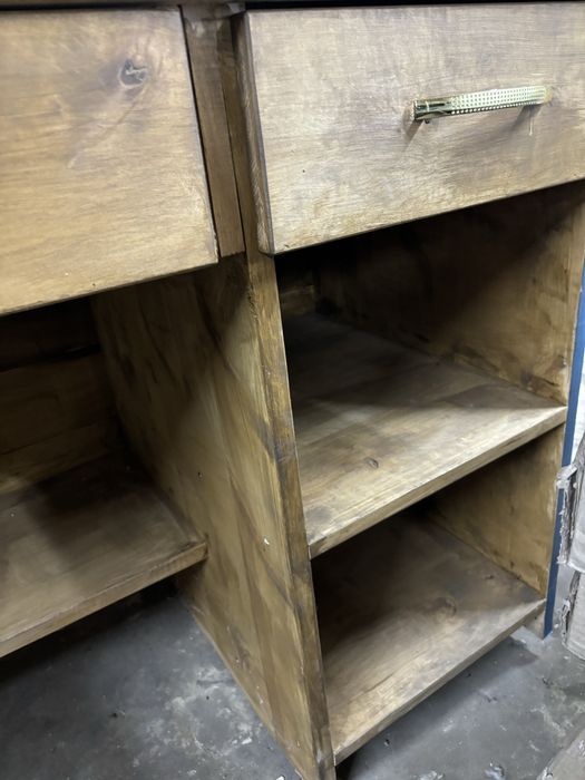 Продам стіл 2 шт, стіл гарячий для плексування