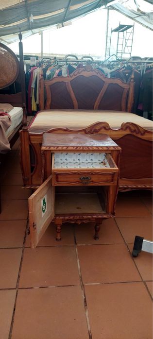 Cama de corpo e meio