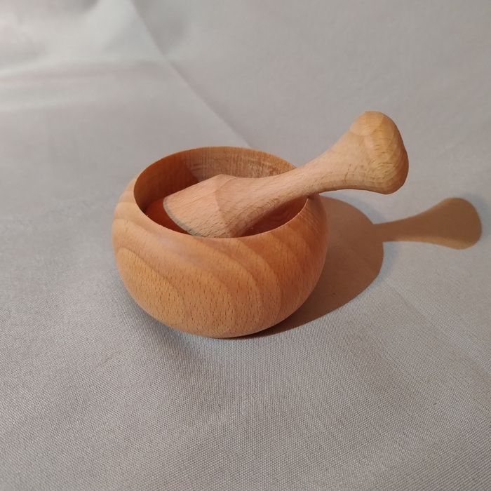 Ступка для спецій ручної роботи