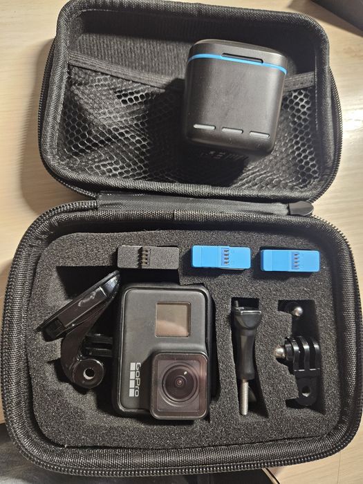 GoPro hero 7 black вск працює, комплект 3акб футляр кейс
