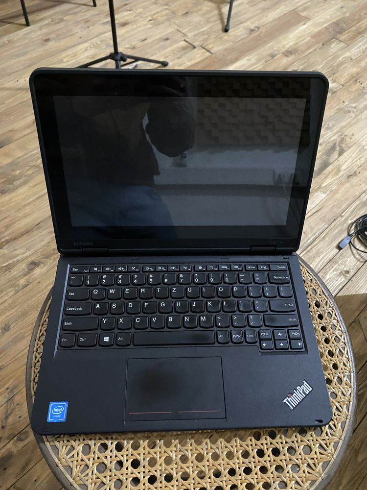 Lenovo 11e comoutador notebook