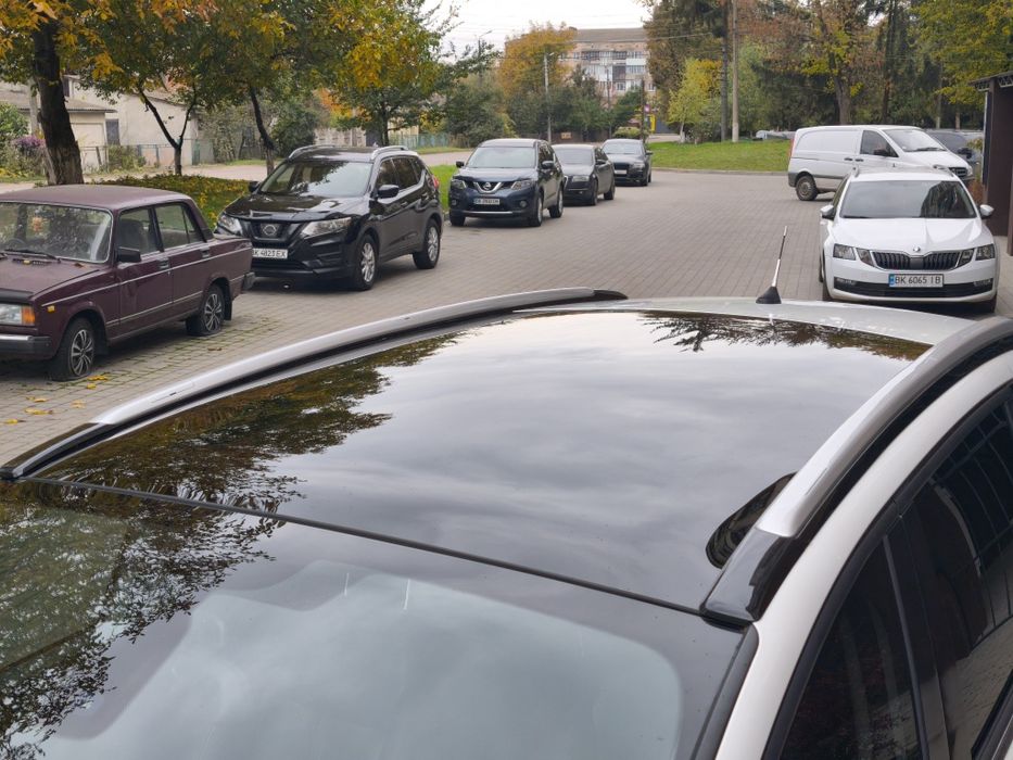 Продам Peugeot 5008.