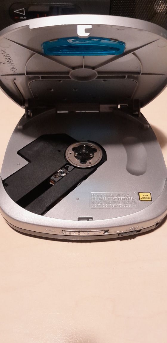 Discman Aiwa XP-V74