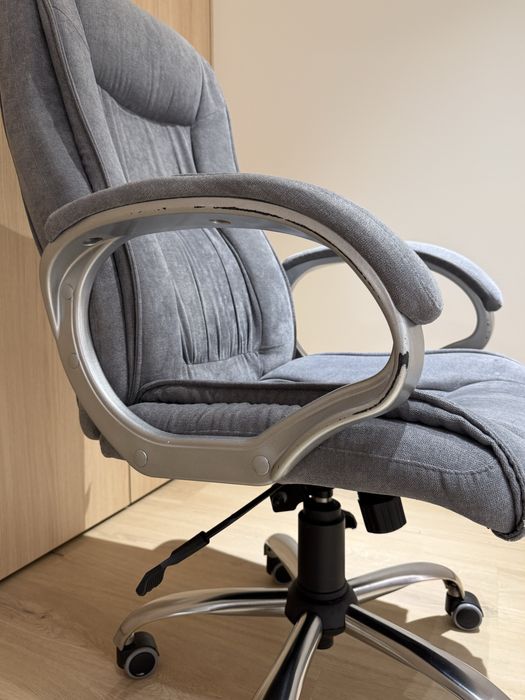 Компʼютерне крісло, офісне крісло