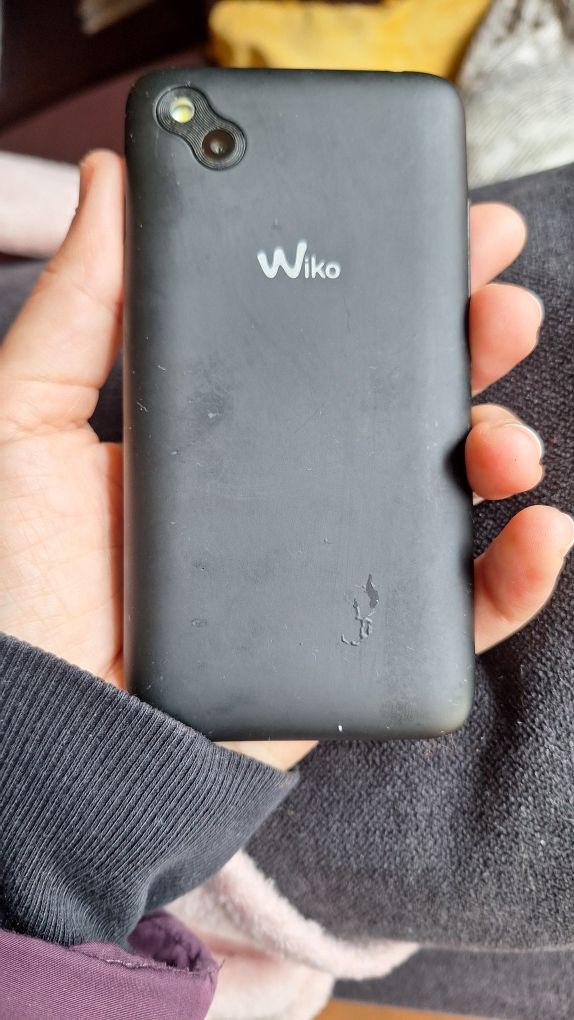 Smartphone Wiko Sunny usado a funcionar