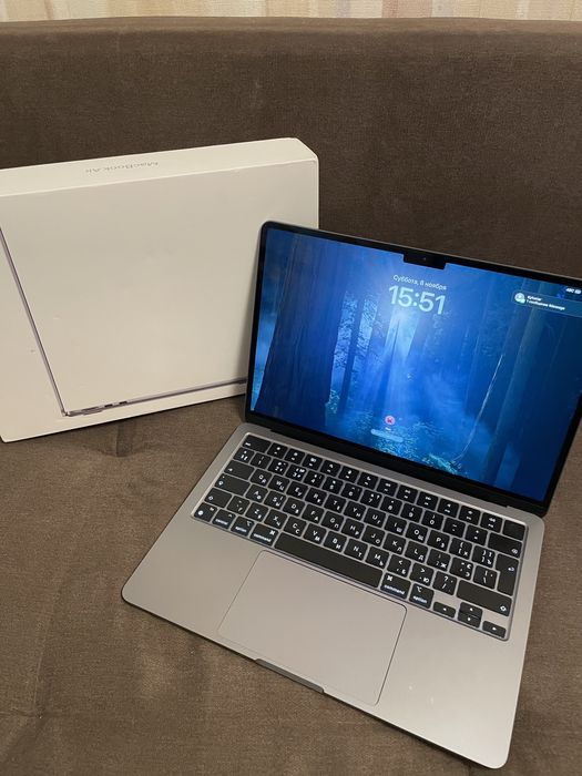 Мдм MacBook Air M2 в гарному стані