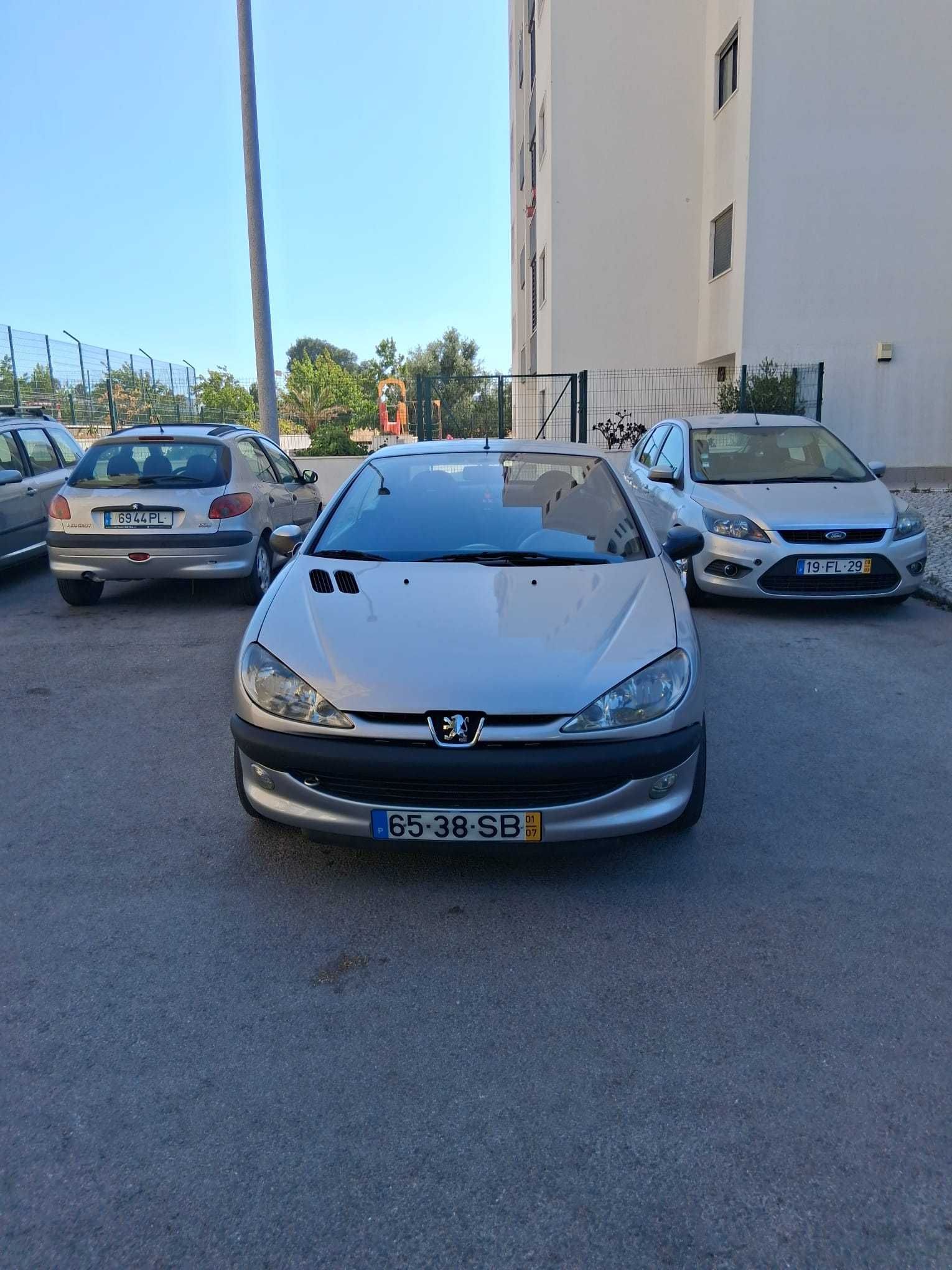 Pegeout 206cc cabrio d garagem