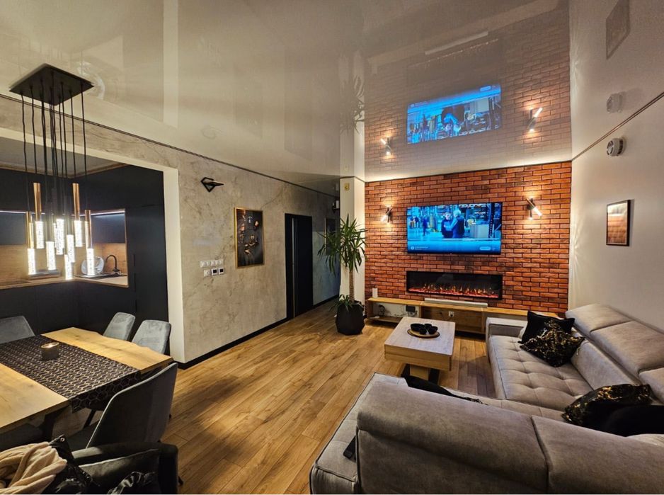 Sufity napinane .LED oswietlenie.