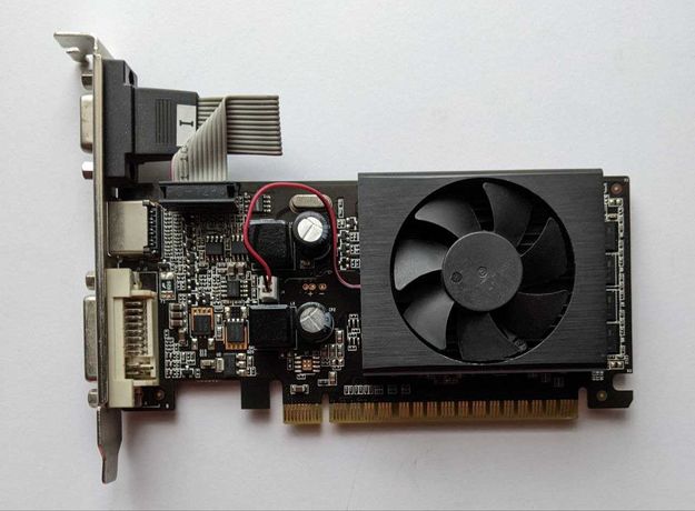 Видеокарта GeForce 210 1 GB DDR3