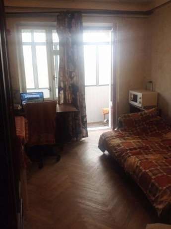 Кімната в 3кімнаЗолота26Краківський р-к хлопці включно з ком.послугами