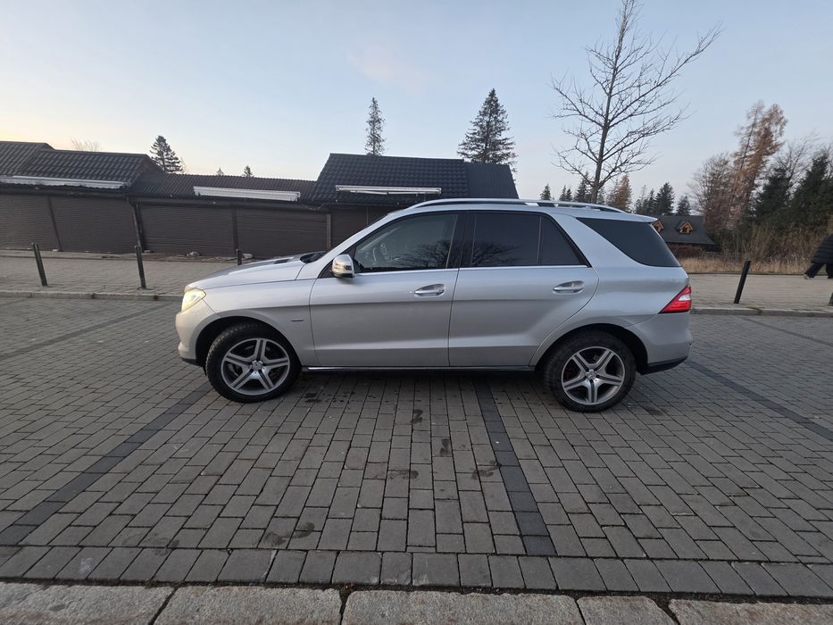 Mercedes-Benz Ml350 W166  4X4 BlueTec5  4 MATIC 7G-TRONIC