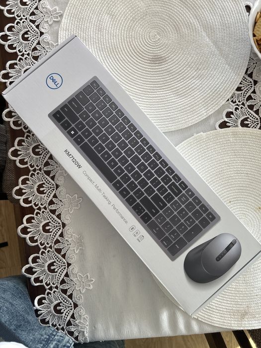 Zestaw Dell klawiatura i myszka KM7120W