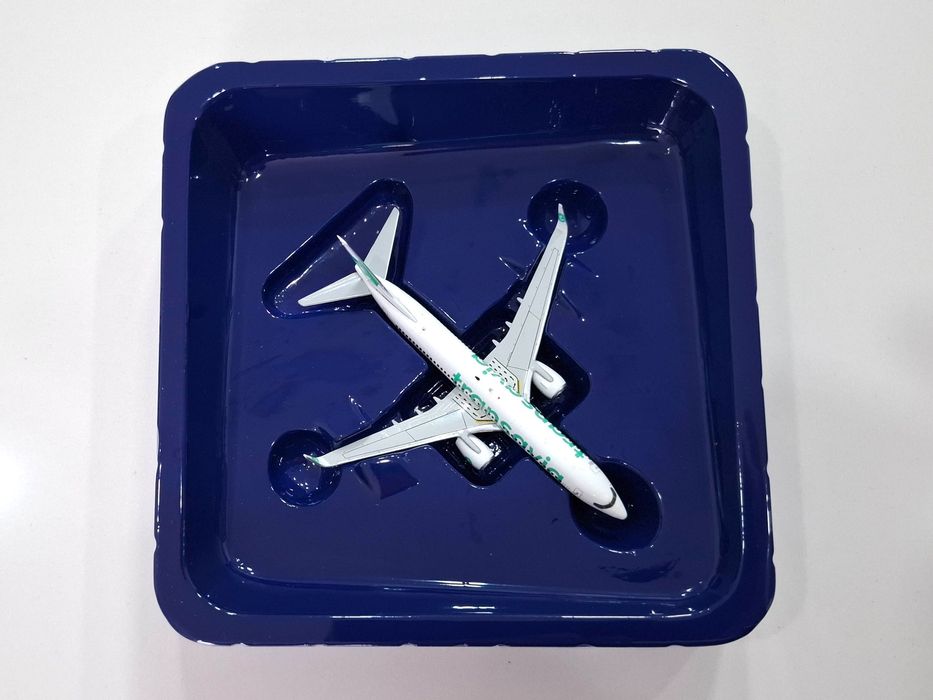 Boeing 737-800 (PH-HZV) da Transavia Airlines – 1/400