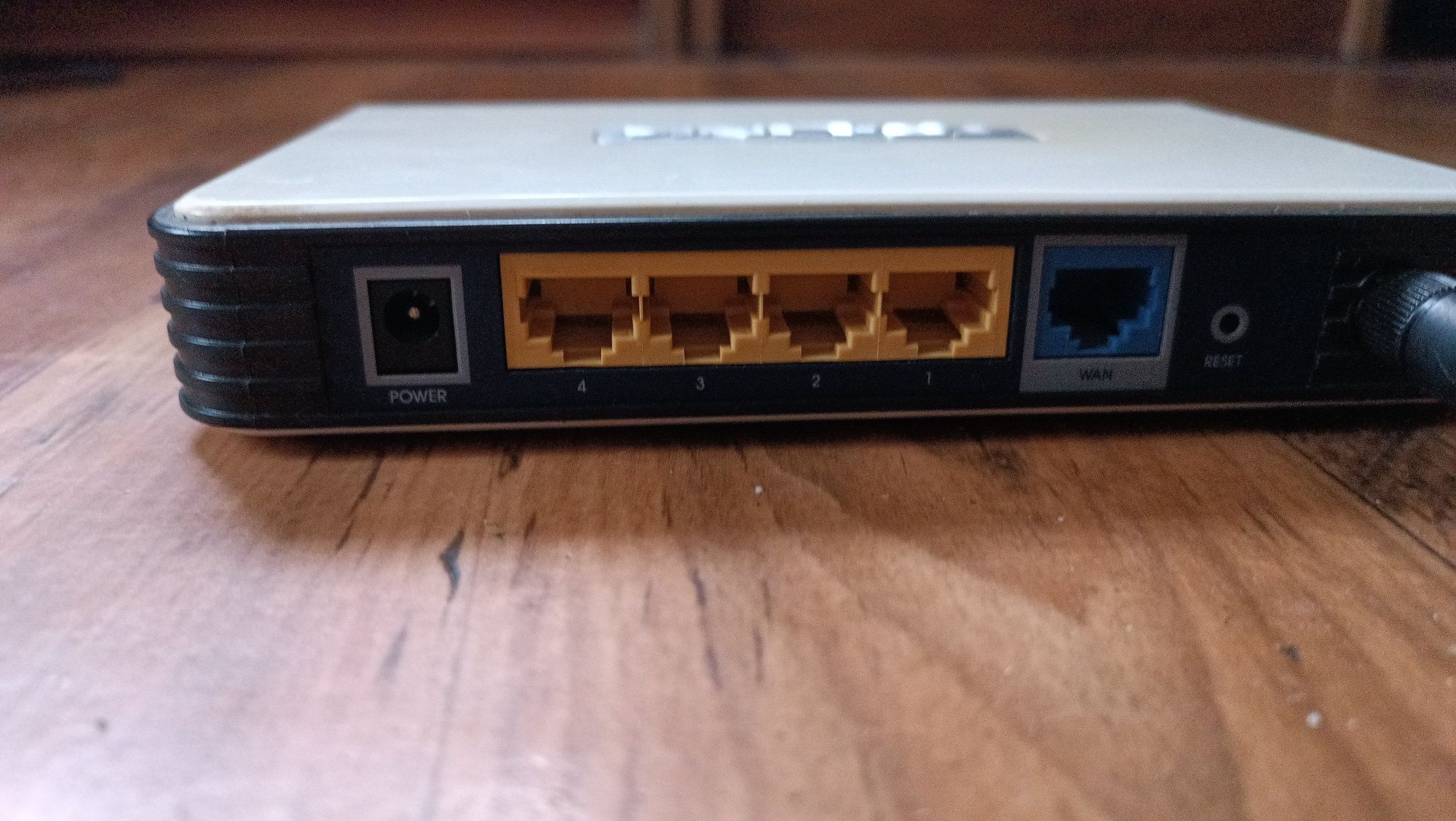 Router TP-LINK TL-WR543G