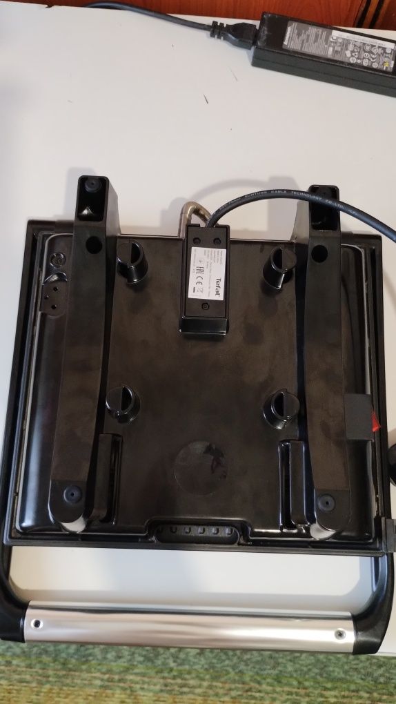 Гриль-барбекю Tefal GC241D38