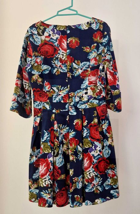 Сукня нарядна, на дівчинку, рр.134