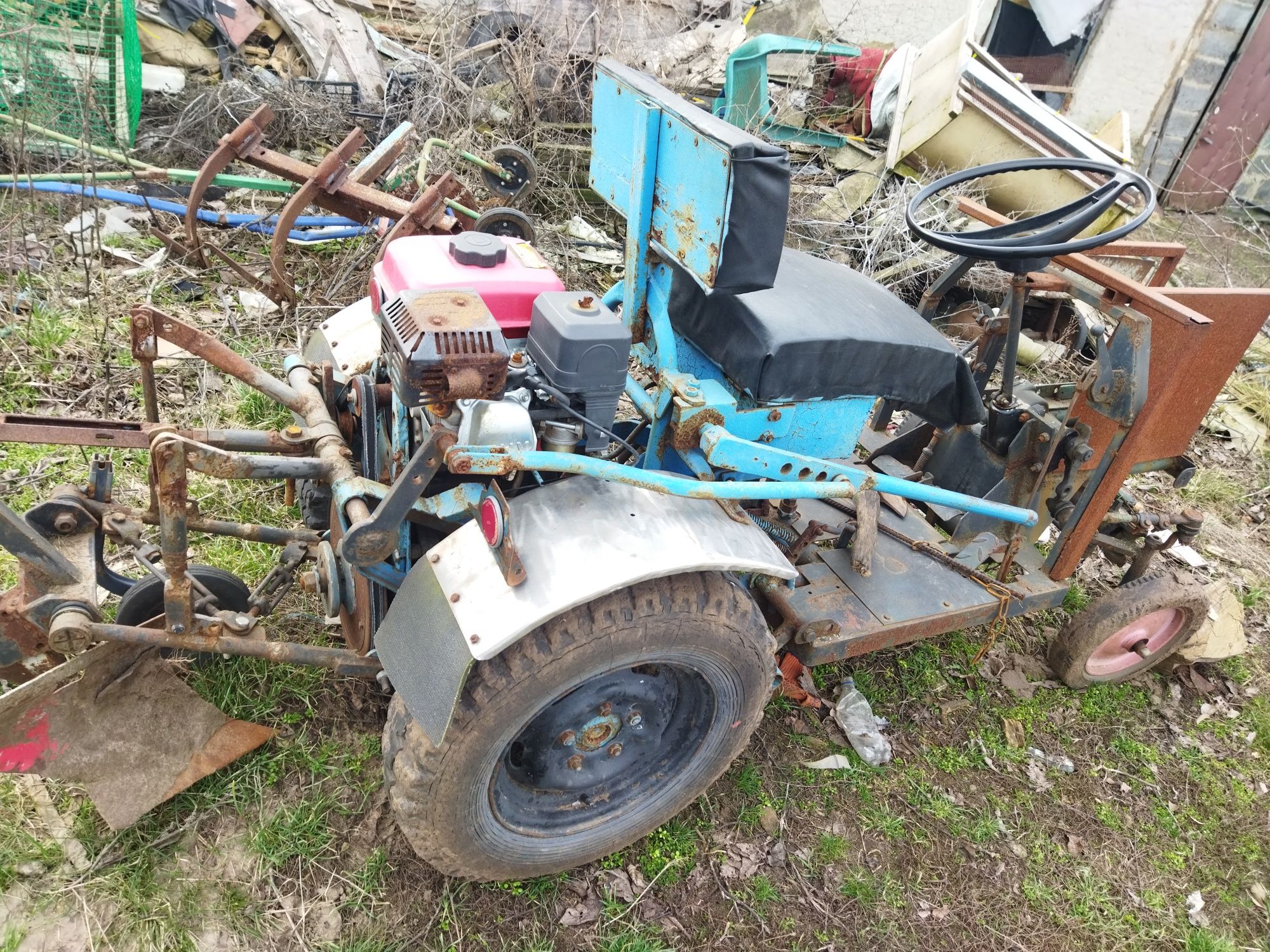 Продаю мини трактор