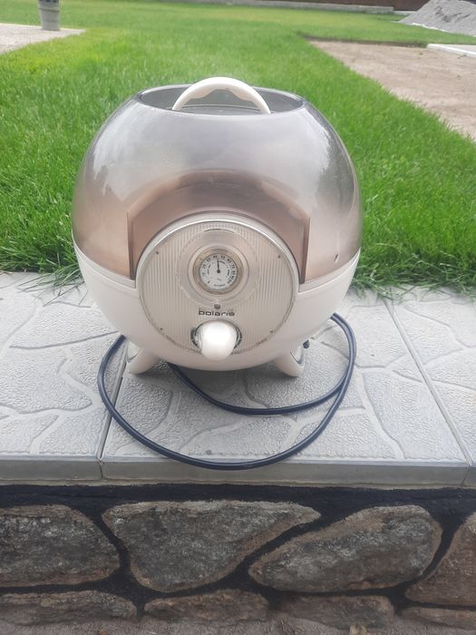 Зволожувач повітря Polaris.