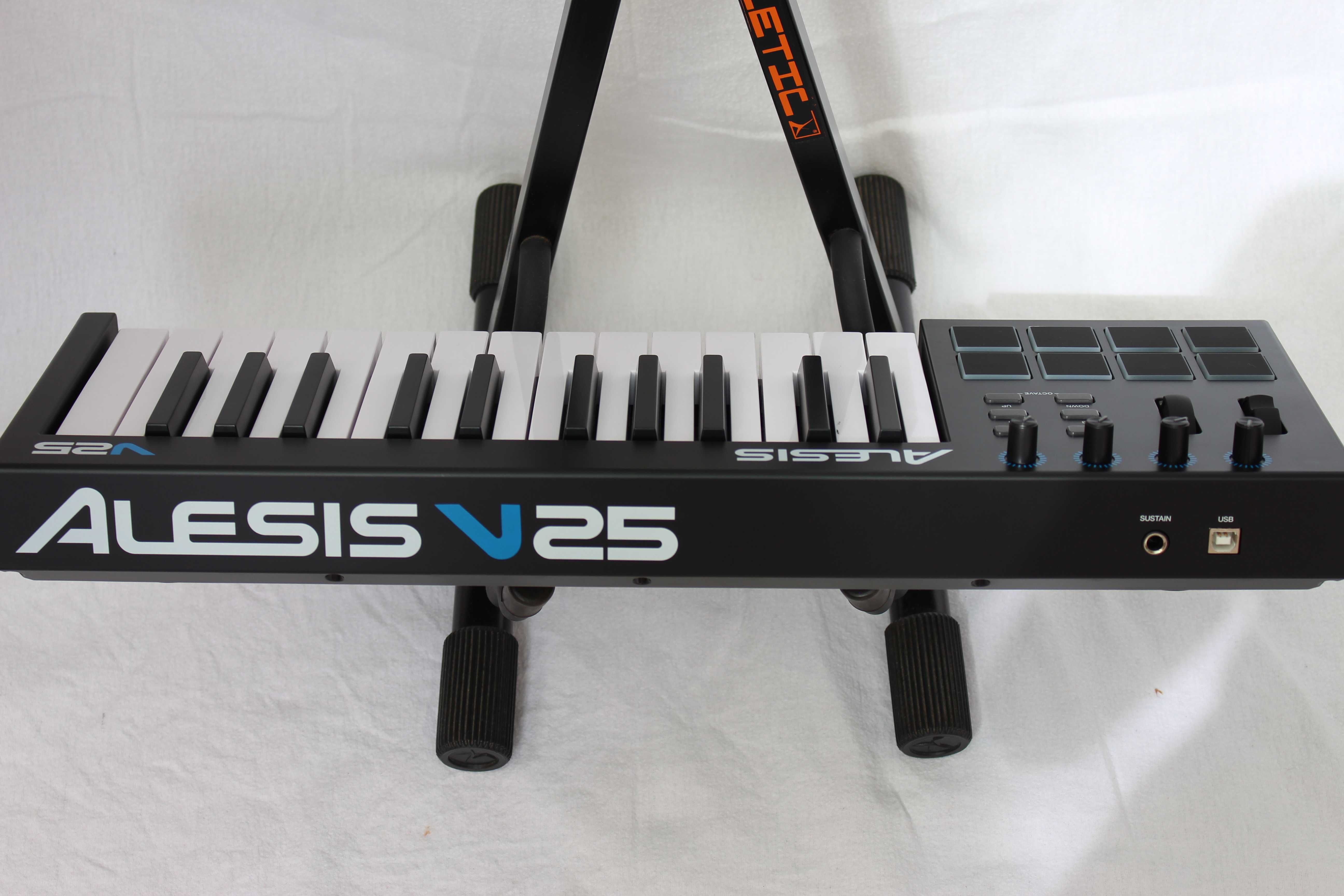 V25 25-Key USB-MIDI Keyboard Controller