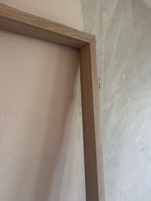 Drzwi 80 lewe z oscieznica stan b. Dobry