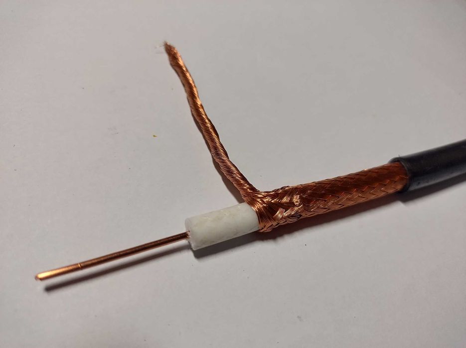 Kabel Przewód koncentryczny typu RG-11