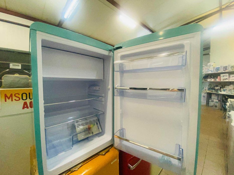 PRZEPIĘKNA Lodówka AMICA RETRO/ Różne kolory/OUTLET AGD Krakowiaków 64