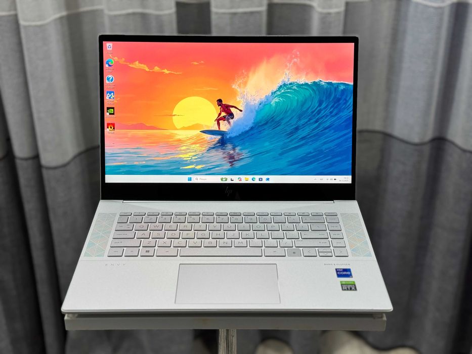 Ноутбук HP Envy 15 | i7-11800H RTX 3050 | Ram-32 SSD-1ТБ | FHD IPS