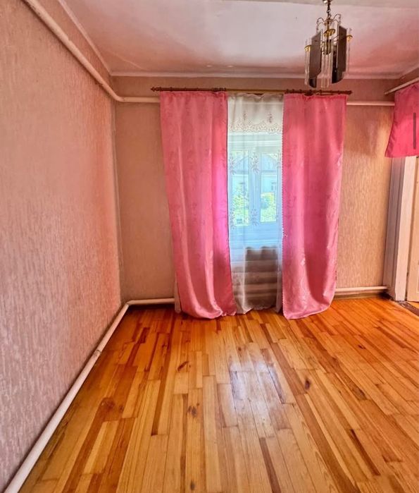 Продаж будинку Кременець