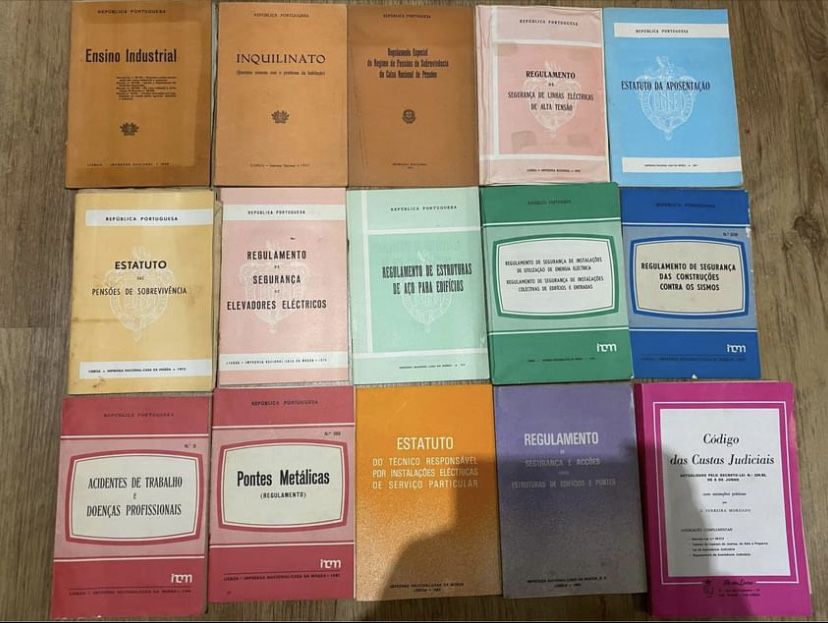 Lote de 110 Livros em português