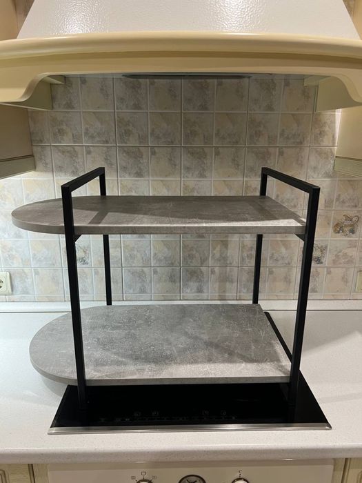 Підставка під чайник та мікрохвильову піч