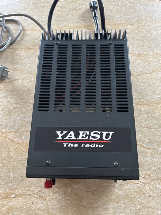 Yaesu zasilacz 20 amper