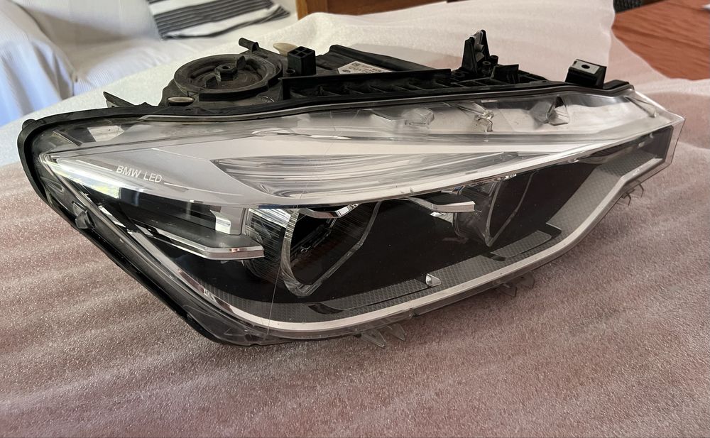 Ótica direita bmw f31