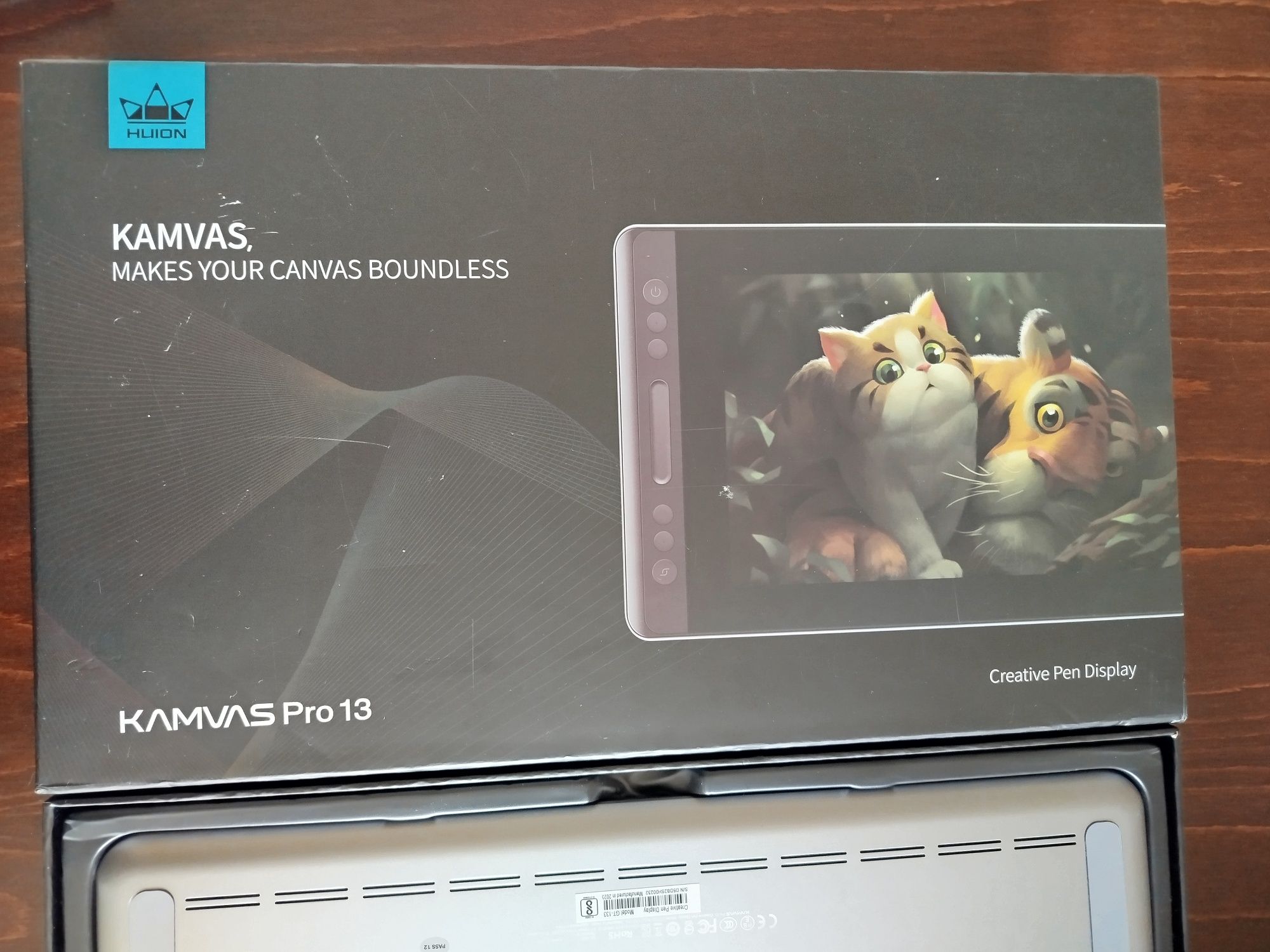 Huion Kamvas Pro 13 + podstawka