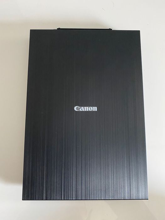 Skaner płaski Canon CanoScan LiDE 400 – czarny