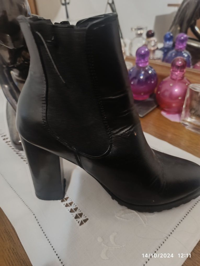 Botas pretas T-36